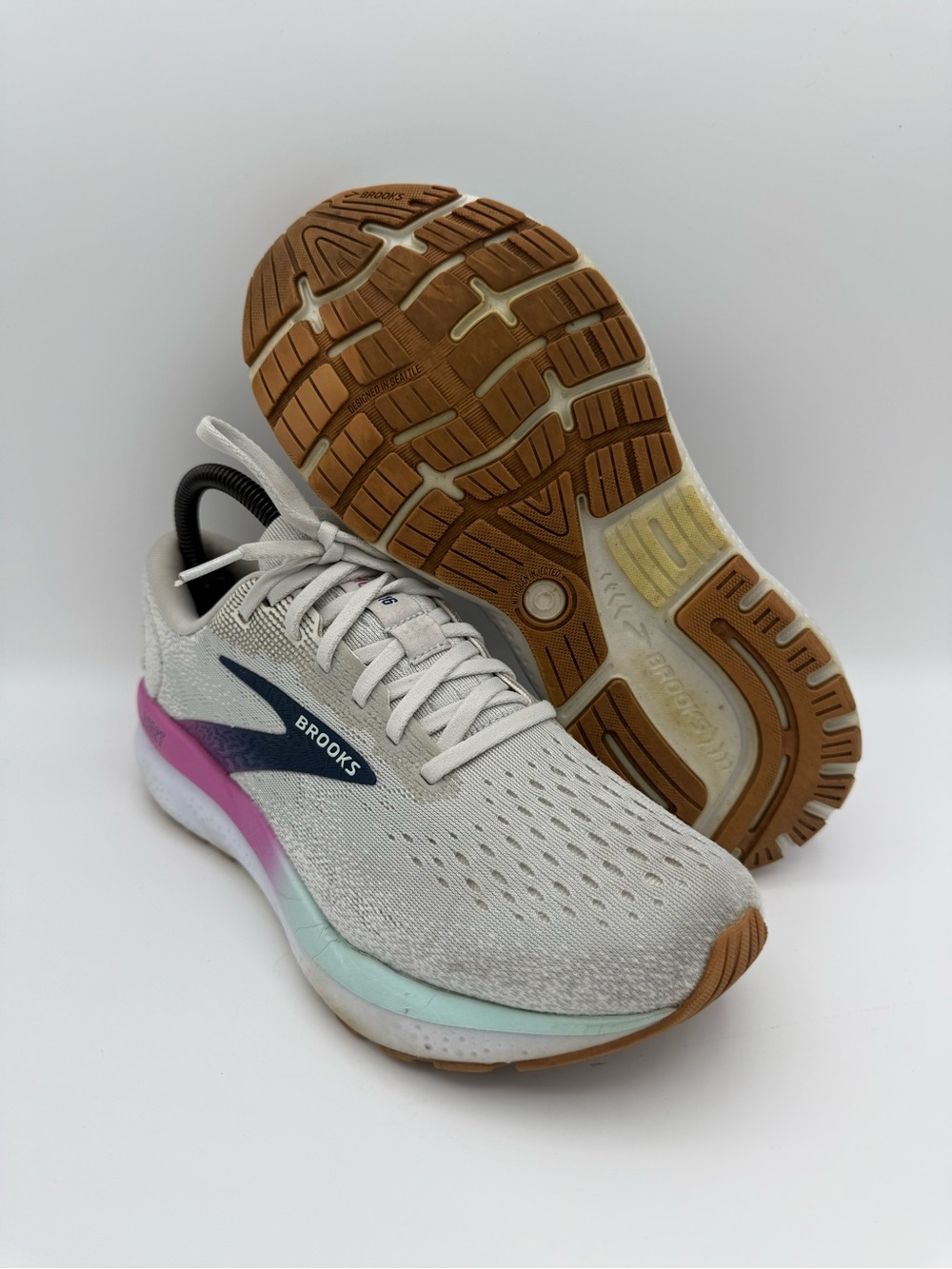 Women's Brooks Ghost 16 White Grey Blue Athletic Running Walking Shoes Size 8